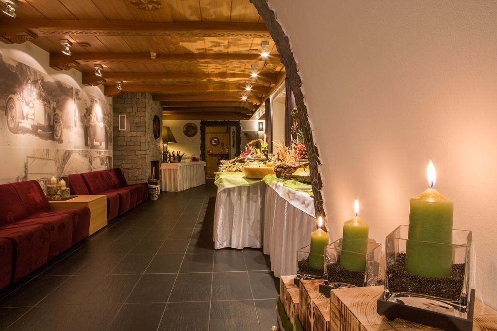 Hotel Rezia La Villa  Extérieur photo