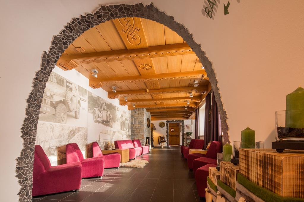 Hotel Rezia La Villa  Extérieur photo