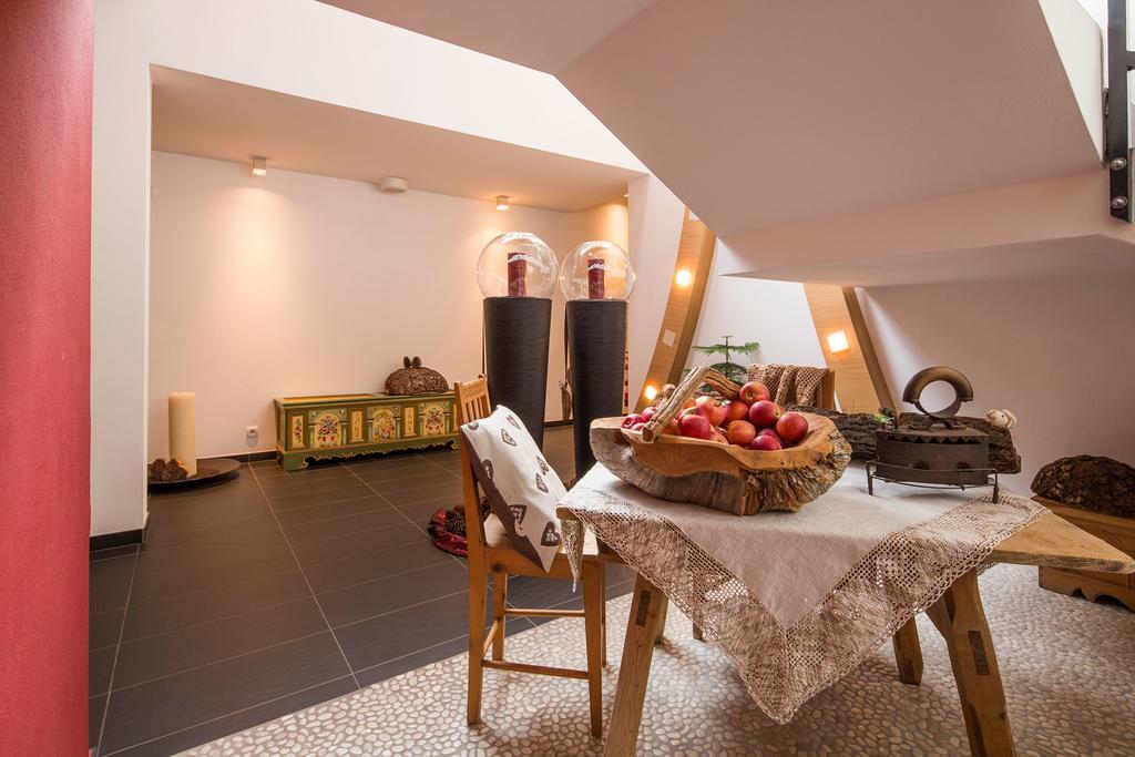 Hotel Rezia La Villa  Extérieur photo