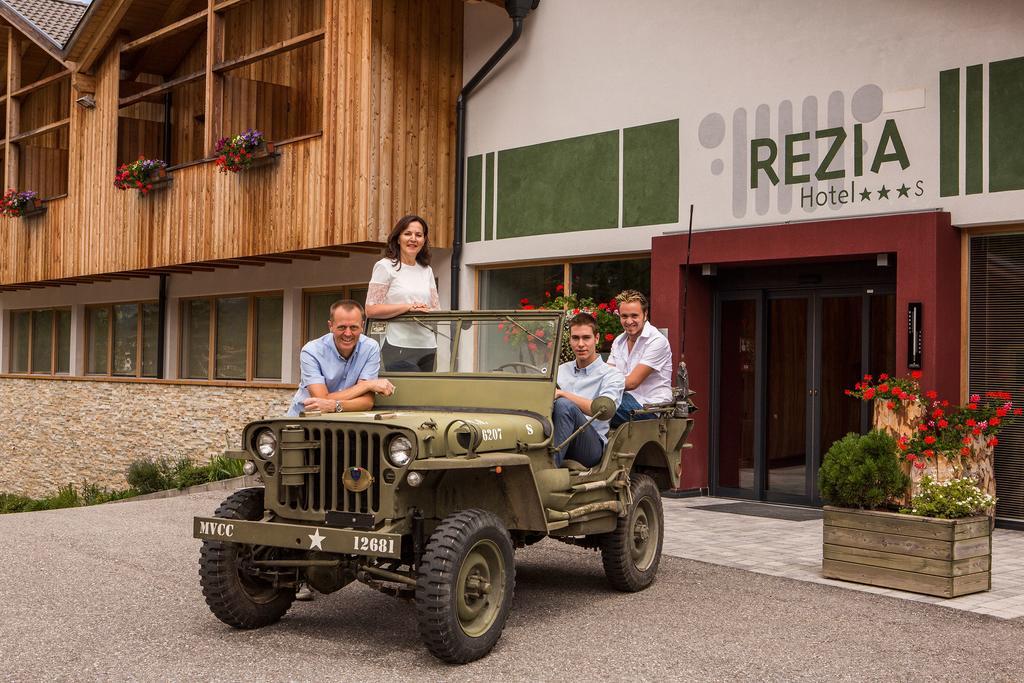 Hotel Rezia La Villa  Extérieur photo